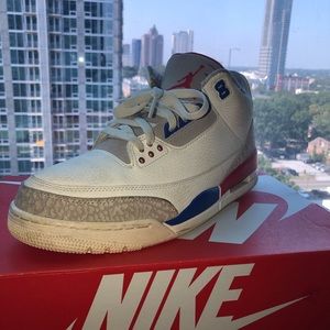 AJ3 International Flight